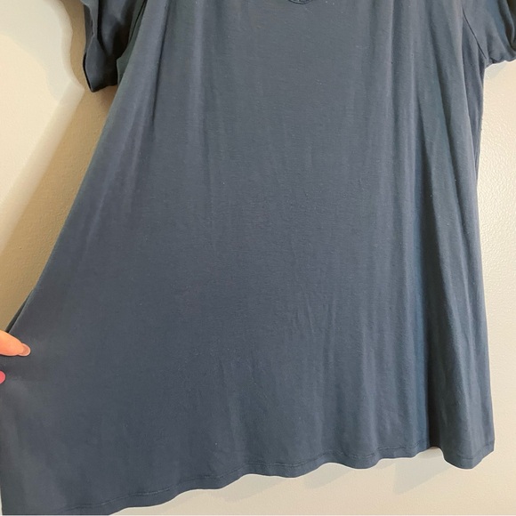 TORRID SUPER SOFT Lace Trim Cold Shoulder Top SZ/2 - Picture 6 of 10